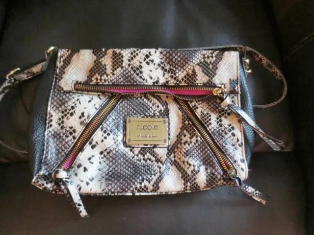 Nicole Lee USA Handbag Purse - Medium size - Faux Snakeskin