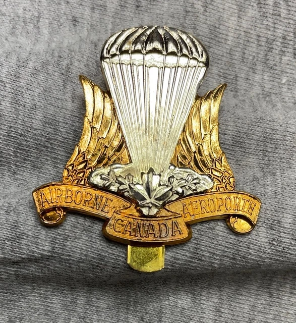 Airborne Regt Bimetal Cap Badge  Qc