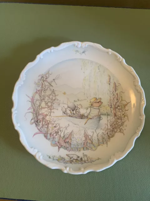 Vintage Royal Doulton, Wind In The Willows Collectors Plate, Ratty & Mole, 1984.