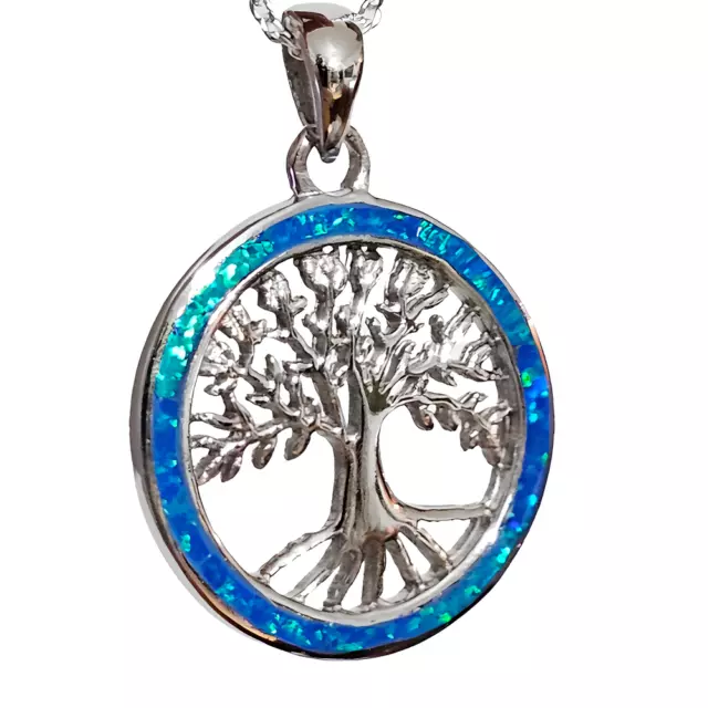 Collana con ciondolo albero della vita con opale blu, catena in argento...
