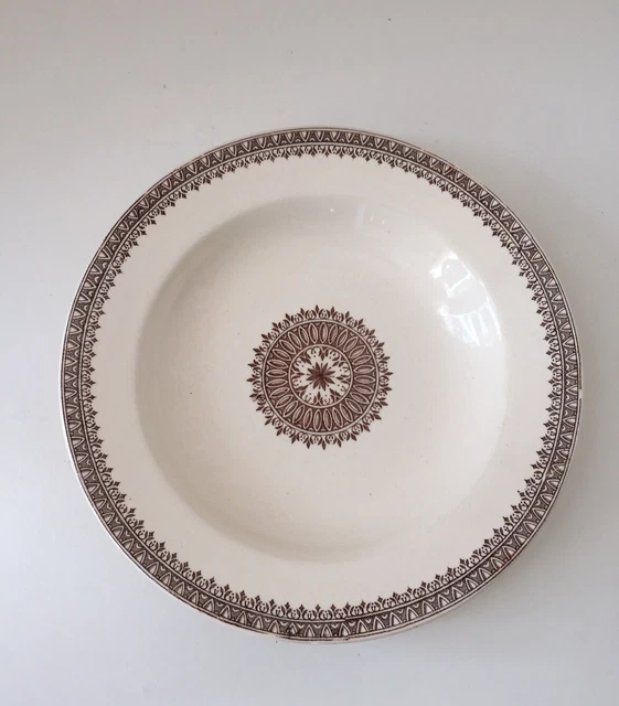 Assiette Creuse Utrecht En Terre De Fer - Creil Et Montereau - Céramique Française