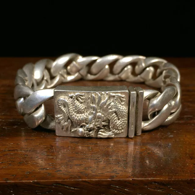 Chinese Asian Old Tibet Silver Hand Cast Dragon Statue Bracelet Jewel Gift Nice