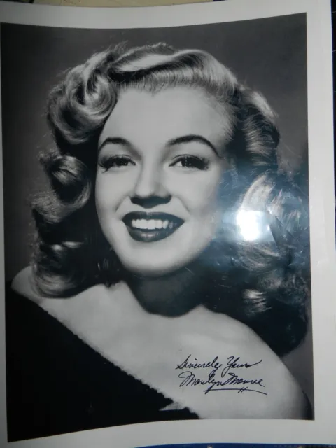 MARILYN MONROE SIGNED photo with coa her signature is real $350.00 ...