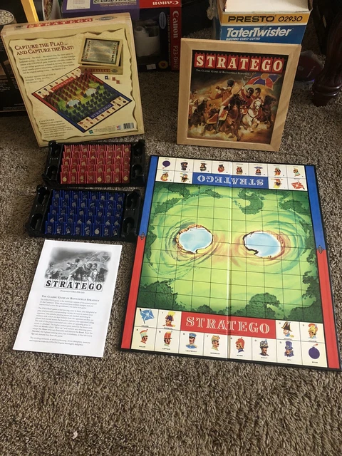 2002 Hasbro Stratego Nostalgia Series w/Wooden Box - 100% Complete Excellent Con