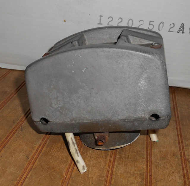 Drive-In Movie Theatre Speaker Hanger/ Junction Box Circlite ? as is