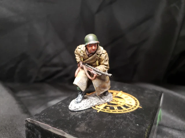 King and Country DD340(B) Advancing Bren Gunner (w/ Sand base