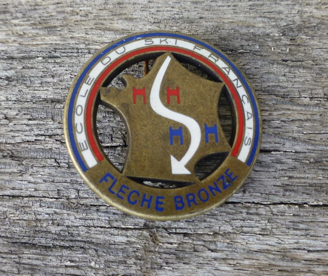 Ancien Insigne École Ski Français – Chamois Bronze – Cuir – Années 70 – 55 Mm