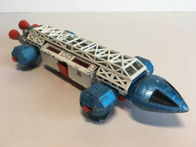 Vintage Space 1999 Die-cast Eagle Transporter 
