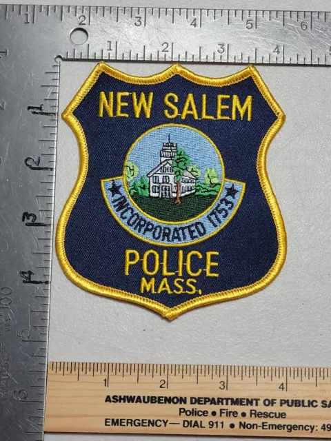 LE9b6 Police patch Massachusetts New Salem