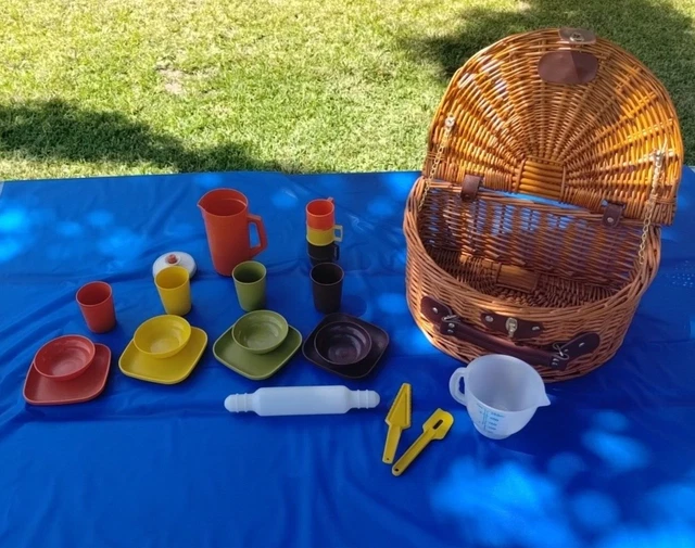 TUPPERWARE VINTAGE 1970'S Children Kids Play Set with Picnic Basket