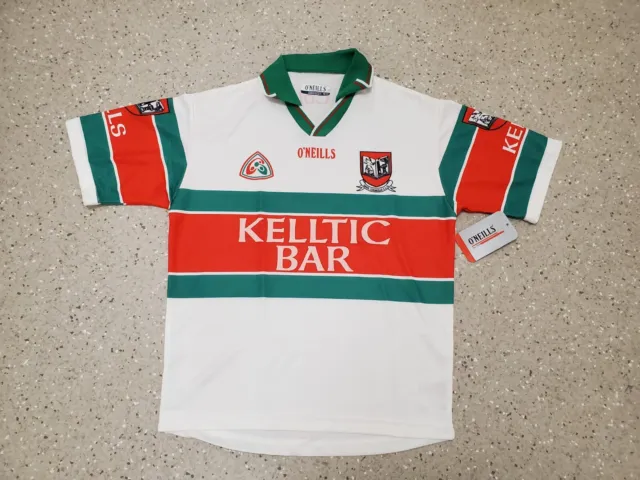 Brand New With Tags Gaeil Colmcille GAA jersey Size 10/11