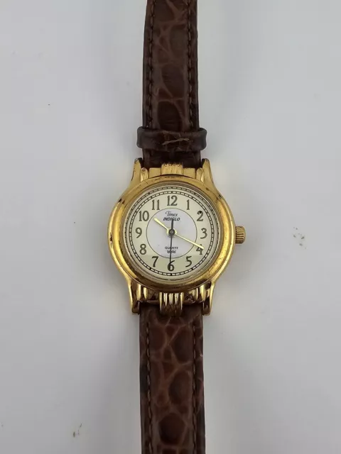 Vintage Timex Women's Indiglo Quartz Watch Brown Leather Band