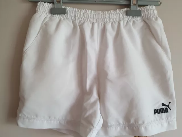 Short Puma blanc de sport largeur réglable taille S TBE