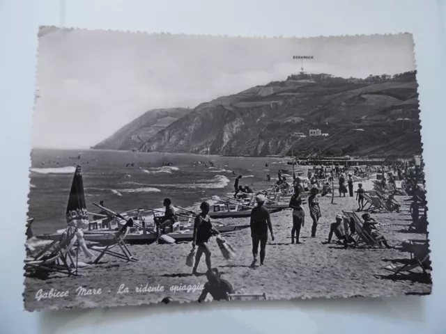 Cartolina Viaggiata "GABICCE MARE La ridente spiaggia" 1952