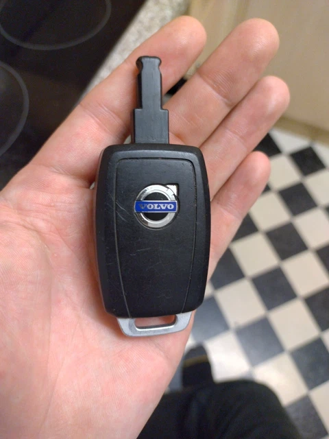 GENUINE VOLVO V50 S40 C30 C70 2008 2012 5 Button Remote Key Fobs