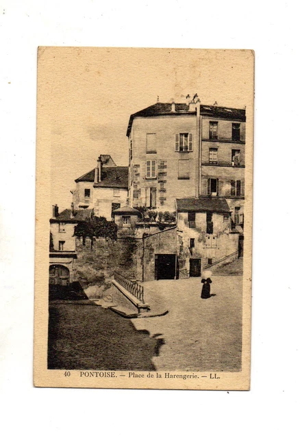 CPA PONTOISE - La Place Notre-Dame (68819