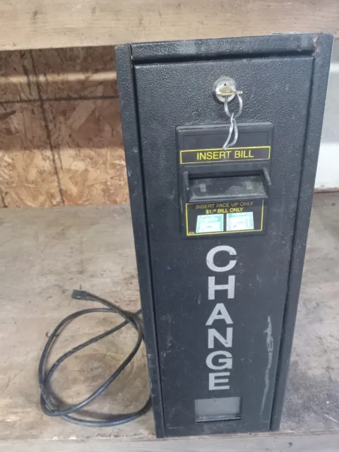 Dollar Bill Changer/Change Machine for $1.00 SEAGA With Key Works