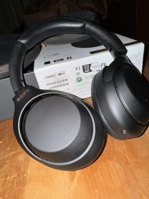 Sony WH-1000XM4 Wireless Over the Ear Headphones - Black Spares Or Repair