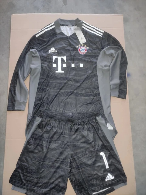 FC Bayern München Torwart Trikot mit Hose, 1 NEUER, Gr.L, neu mit Etikett