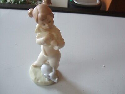 Htf   Golden Memories By Lladro Daisa   Lullaby Figurine  Girl Holding Lamb 1991