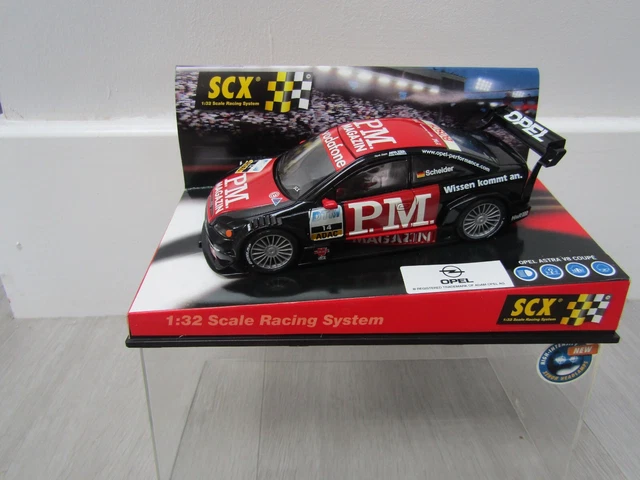 Opel Astra V8 Coupe - Inédito | Scalextric UK