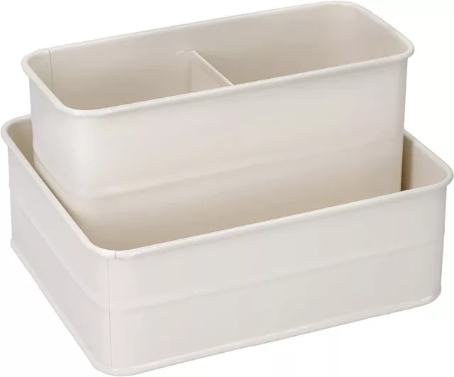 Crema antigua fregadero de metal ordenado con nostalgia living KitchenCraft