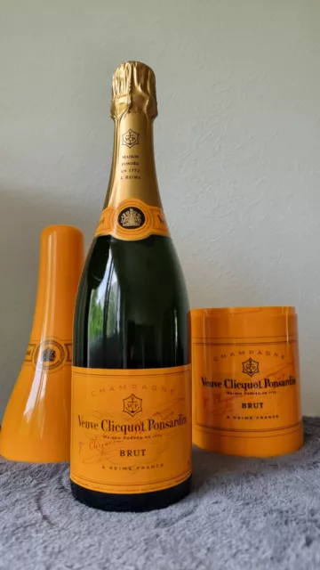 Veuve Clicquot Ponsardin Champagner, Brut, 12 %, 0,75 Liter incl. kühler Box