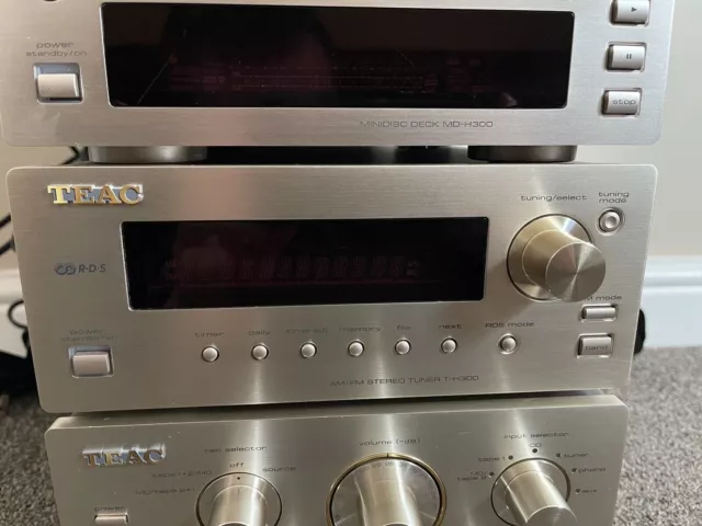 TEAC Reference T-H300 AM FM Stereo Tuner Silver H300 Fully Working