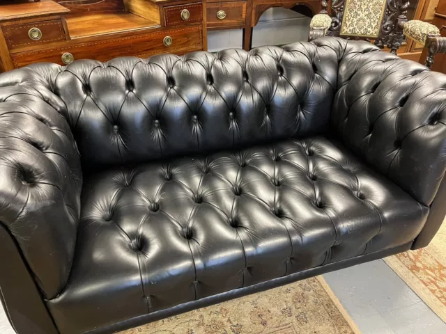Beautiful Black Traditional Vintage Two Seater Chesterfield Sofa Perfect