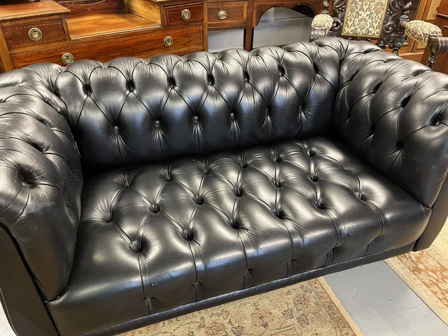 Beautiful Black Traditional Vintage Two Seater Chesterfield Sofa Perfect