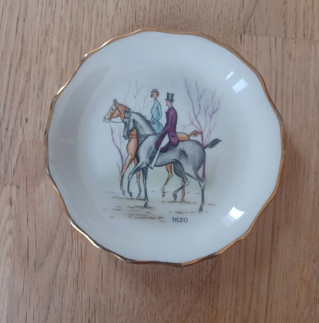 Rare Assiette Basque En Bois Sculpté Masse - Bouvier Et Vaches - Signé LEM - 27 Cm