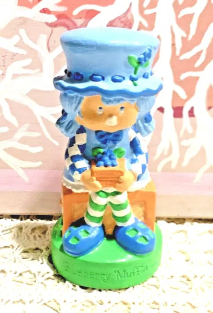 VINTAGE STRAWBERRY SHORTCAKE 1980s HAND PAINTED BLUEBERRY MUFFIN FIGURINE