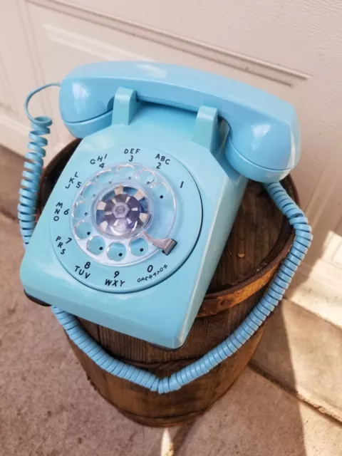 VTG Bell System Western Electric Aqua Blue Rotary Dial Telephone EUC Untested