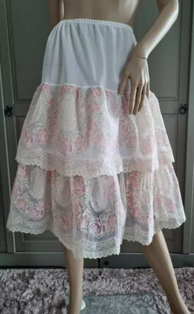 St Michael Vintage White/Pink Floral Mix Stiffer Layered Petticoat Hips 36/39"