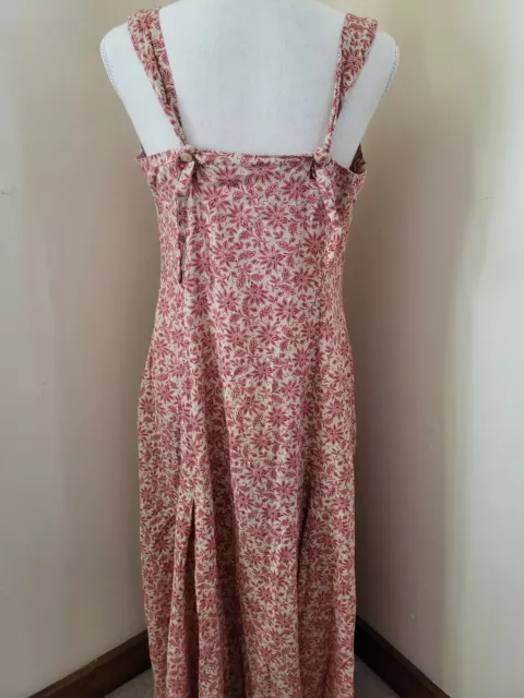 Maxi vestido floral de Laura Ashley 2