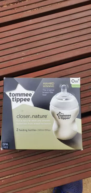 Paquete de 2 biberones transparentes Tommee Tippee más cerca de la naturaleza, 260 ml nuevo con etiquetas
