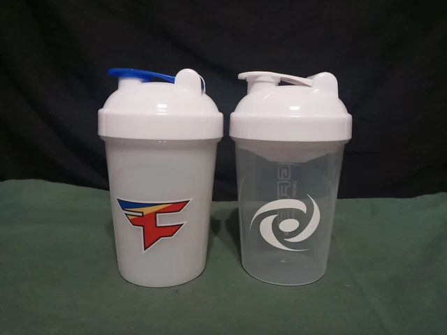 Lote de 2 G agitador de combustible invierno clan Faze blanco GFuel cocteador tazas en buen estado raro
