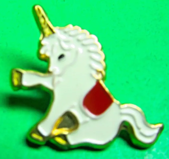 (1) Vintage Jhb 3/4" Gold Horn White Unicorn Metal Shank Novelty Button Nos (J3)