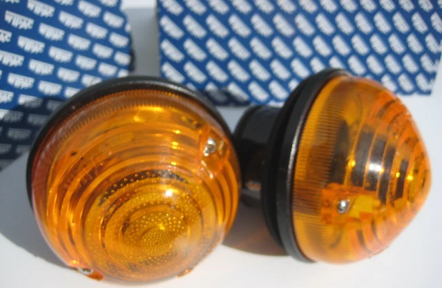 thumbnail image 2 of WIPAC LED Front Side Indicator Lights For Land Rover Defender 90/110 – Amber, 73mm, Pair (XBD500040LED) 2 of 2