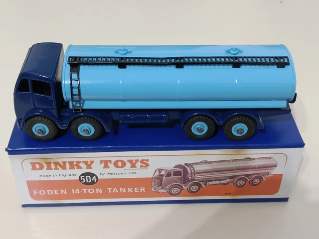 VINTAGE DINKY TOYS 945 AEC Fuel Tanker (Lucas) Excellent In