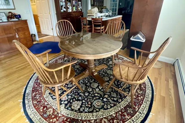 Stickley Round Dining Table Set w 4 Windsor  Chairs 42" + Leaf Finish 11