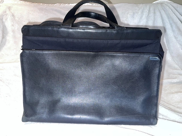 Tumi 2962D Black Leather Briefcase Laptop Messenger Bag