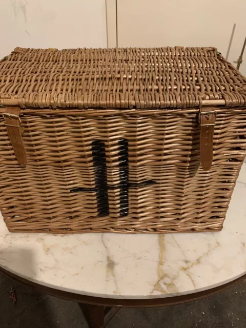 Large Harrods Wicker Hamper with liner