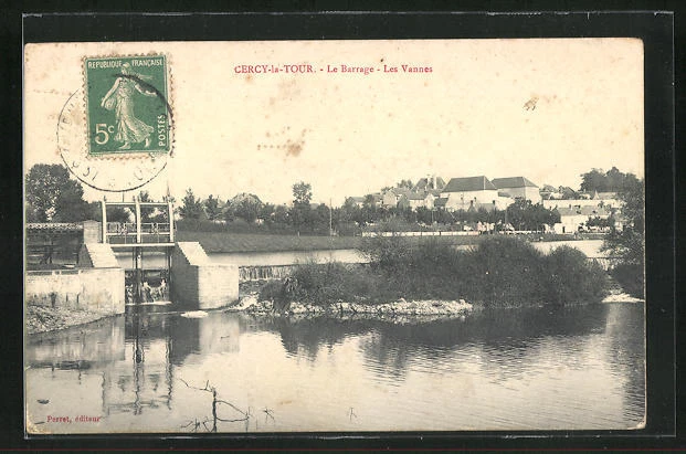 CPA Cercy-la-Tour, Le Barrage, Les Vannes