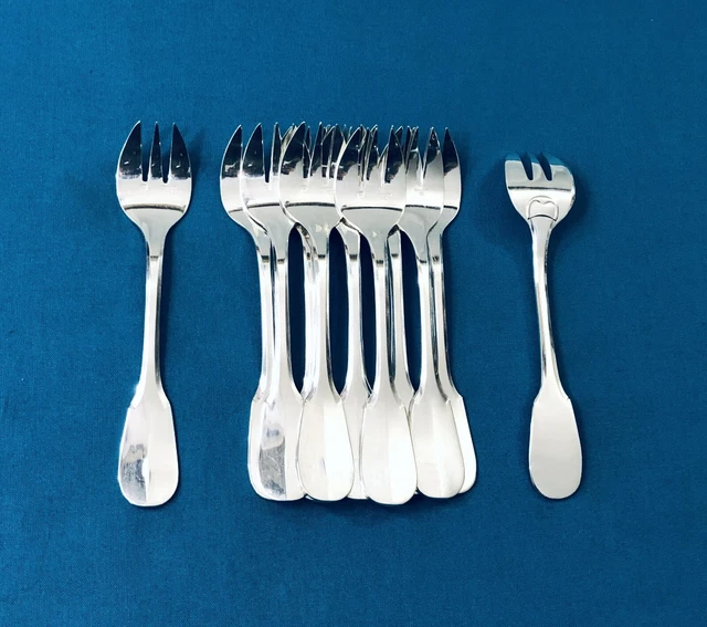 12 FOURCHETTES À huître en métal argenté écrin / Modèle Art Déco style