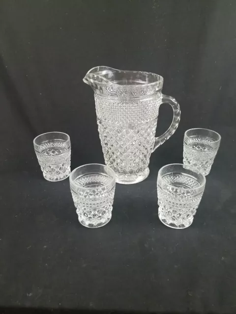 Vintage  Anchor Hocking 64oz Wexford Pitcher & 4 .8 oz  Glasses