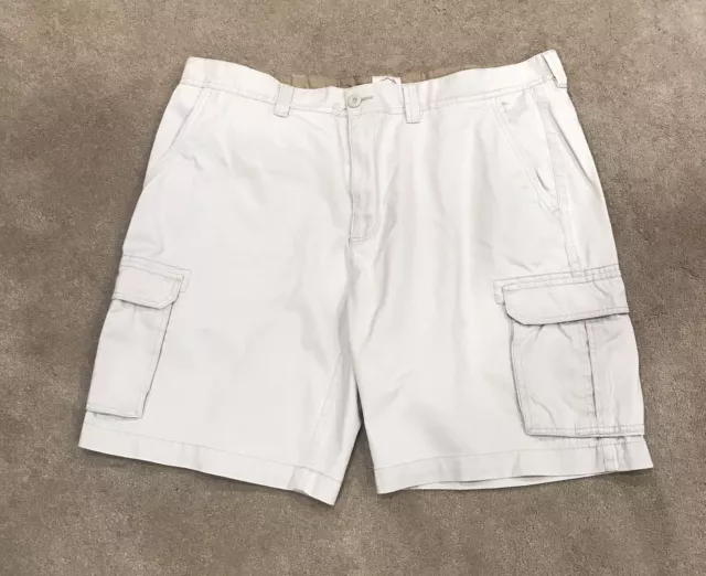 Mens St. Johns Bay Tan Cargo Shorts. Size 44. Inseam 10”. Excellent Condition.