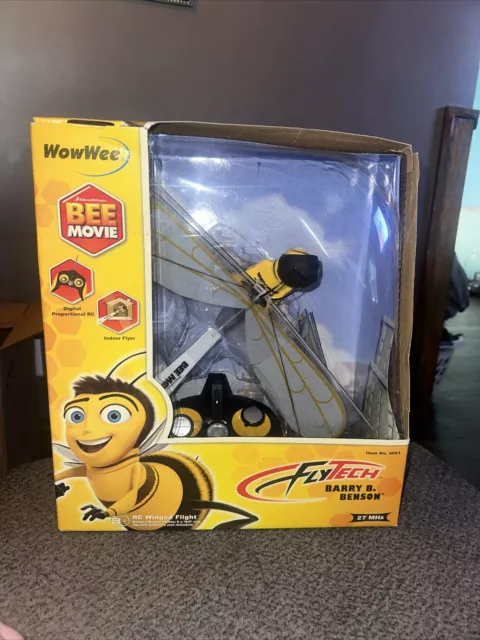 DreamWorks Bee Movie Flytech WowWee Barry RC Winged Flyer Radio Shack New 2007
