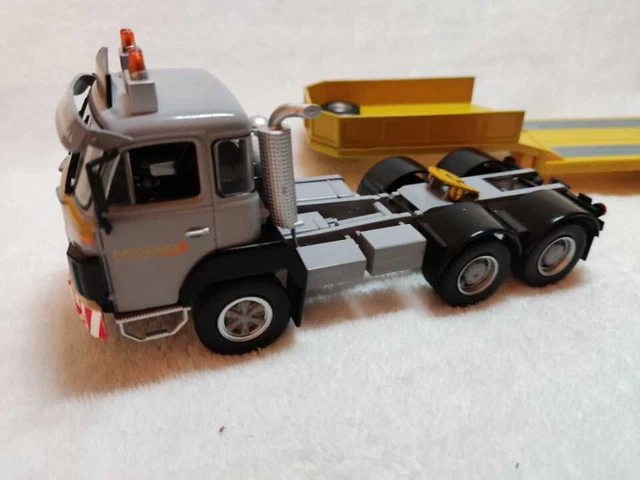 CAMION POMPIERS IVECO magirus camiva 150 E28 Hachette n°47 au 1/43 de