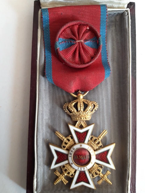 Médaille Roumaine Ordre Du Travail 3ème Classe (bronze) - 1970, Période RSR - Collection